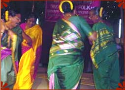 Povadas Dances, Maharashtra